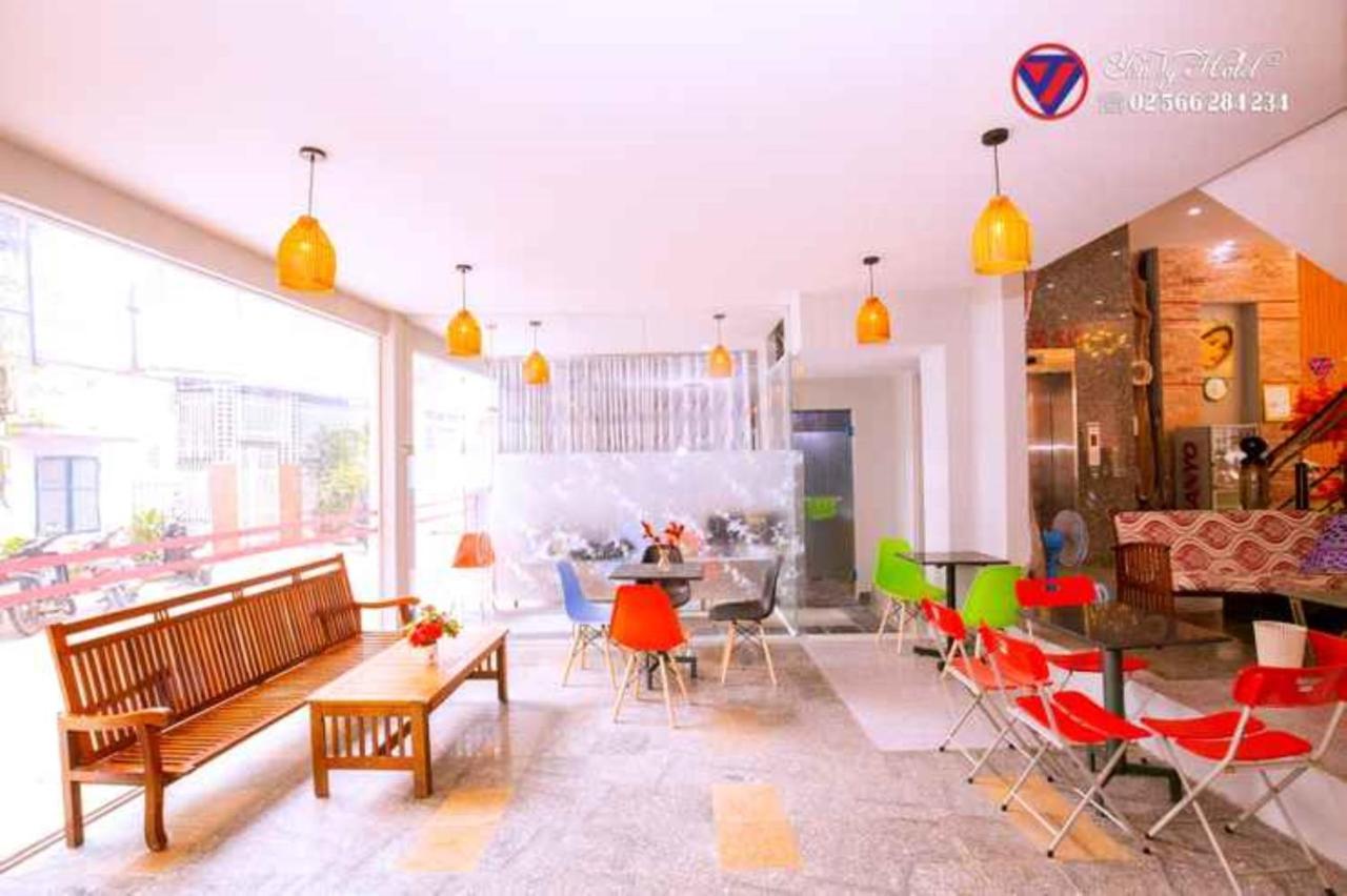 Yen Vy Hotel Quy Nhon Dış mekan fotoğraf